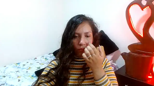 naihroby online show from December 3, 2024, 6:26 am