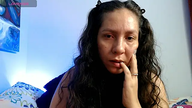 naihroby online show from October 22, 2025, 3:51 am