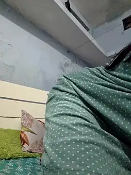 Snapshot of Priya_Strip chatting on January 24, 2025, 6:14 pm Priya Strip online show from January 24, 2025, 6:14 pm