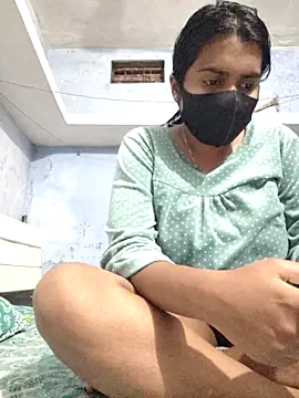 Snapshot of Priya_Strip chatting on February 17, 2025, 6:59 pm Priya Strip online show from February 17, 2025, 6:59 pm