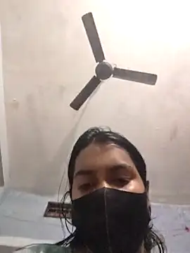 Snapshot of Priya_Strip chatting on February 18, 2025, 7:09 pm Priya Strip online show from February 18, 2025, 7:09 pm