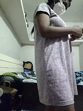 Snapshot of Priya_Strip chatting on October 23, 2025, 6:45 am Priya Strip online show from October 23, 2025, 6:45 am