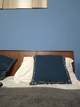 Snapshot of Priya_Strip chatting on October 29, 2025, 6:59 am Priya Strip online show from October 29, 2025, 6:59 am