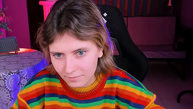 Snapshot of LolaAsmus chatting on January 14, 2025, 8:20 am LolaAsmus online show from January 14, 2025, 8:20 am