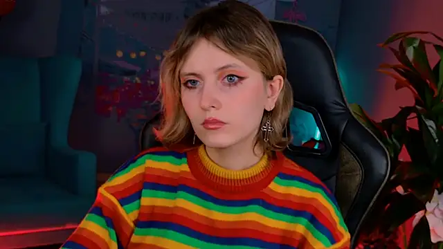 Snapshot of LolaAsmus chatting on January 15, 2025, 8:09 am LolaAsmus online show from January 15, 2025, 8:09 am