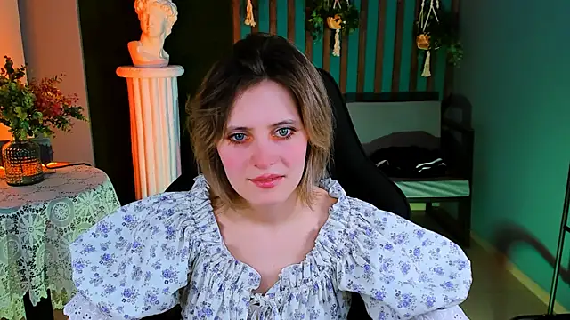 Snapshot of LolaAsmus chatting on January 23, 2025, 8:15 am LolaAsmus online show from January 23, 2025, 8:15 am