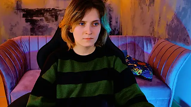 Snapshot of LolaAsmus chatting on January 29, 2025, 2:32 pm LolaAsmus online show from January 29, 2025, 2:32 pm