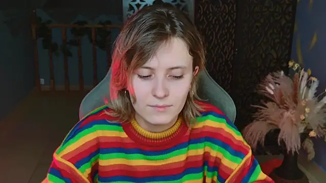 Snapshot of LolaAsmus chatting on February 7, 2025, 8:42 pm LolaAsmus online show from February 7, 2025, 8:42 pm