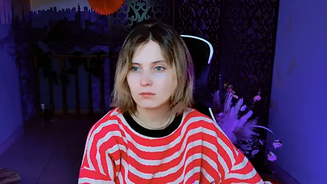 Snapshot of LolaAsmus chatting on February 15, 2025, 5:09 am LolaAsmus online show from February 15, 2025, 5:09 am