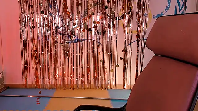 Snapshot of LolaAsmus chatting on February 27, 2025, 5:24 am LolaAsmus online show from February 27, 2025, 5:24 am