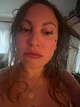 Snapshot of Yanacool007 chatting on January 16, 2025, 10:42 am Yanacool007 online show from January 16, 2025, 10:42 am