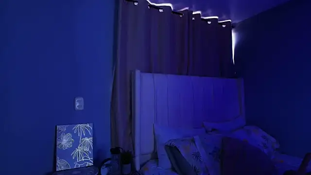 Snapshot of Shenoa1 chatting on November 5, 2025, 2:06 pm Shenoa1 online show from November 5, 2025, 2:06 pm