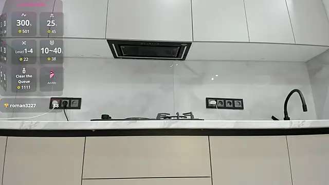 Mia Meow  online show from October 7, 2025, 3:14 am