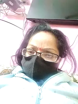 Snapshot of heenage chatting on December 17, 2024, 3:17 am heenage online show from December 17, 2024, 3:17 am