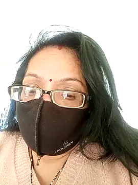 Snapshot of heenage chatting on December 19, 2024, 7:18 am heenage online show from December 19, 2024, 7:18 am