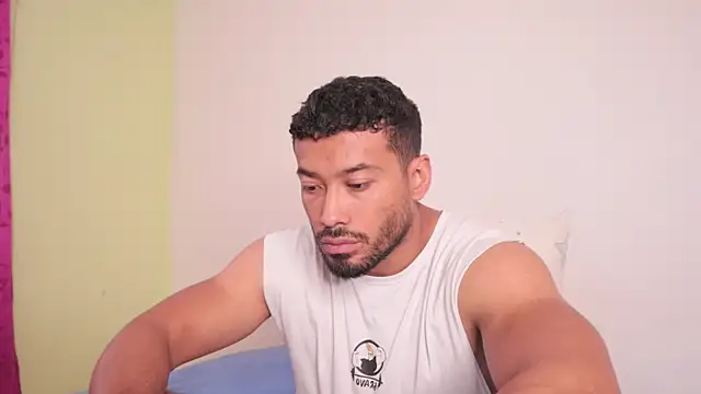 freddsexxx online show from October 14, 2025, 2:29 pm