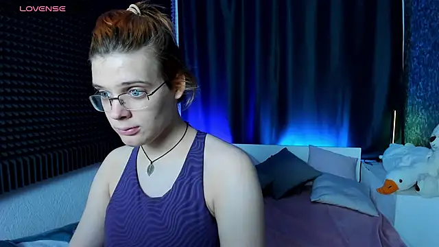 KIKI Krash online show from December 25, 2024, 10:06 am