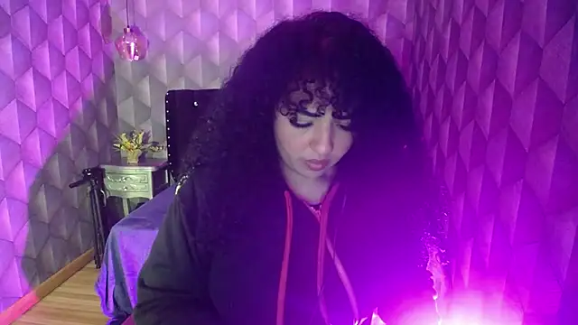 Snapshot of Sofiacowperx chatting on February 27, 2025, 12:34 pm Sofiacowperx online show from February 27, 2025, 12:34 pm