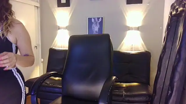 Snapshot of Jsneiidy_ATH chatting on January 22, 2025, 3:20 am Jsneiidy ATH online show from January 22, 2025, 3:20 am