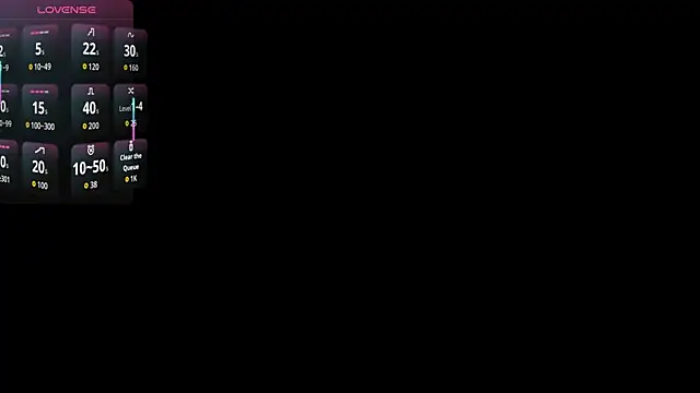 Clarisse28 online show from November 29, 2025, 7:17 pm