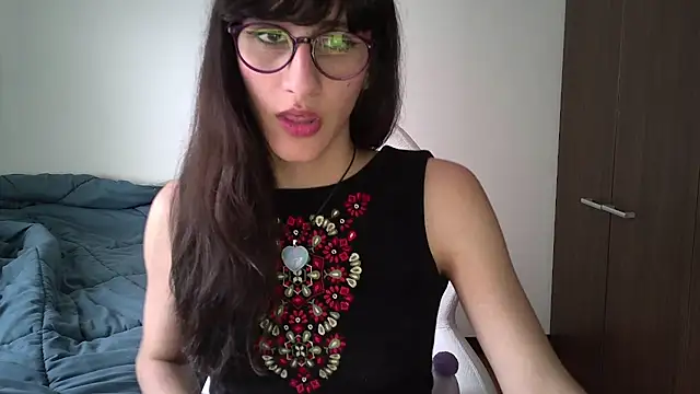 Alice love29 online show from December 5, 2024, 8:44 pm