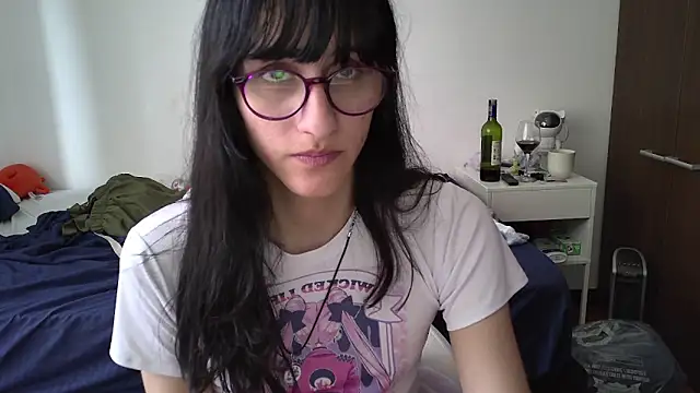 Alice love29 online show from February 8, 2025, 9:04 pm