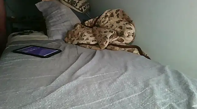 Horny208 online show from January 28, 2025, 9:50 pm