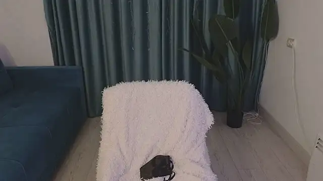 Snapshot of AudreyMell chatting on March 12, 2025, 2:45 pm AudreyMell online show from March 12, 2025, 2:45 pm