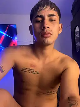 Snapshot of boy_latino_sex chatting on October 18, 2025, 4:30 pm boy latino sex online show from October 18, 2025, 4:30 pm