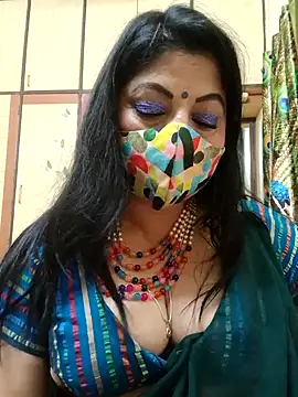 Snapshot of Ratna-777 chatting on January 25, 2025, 10:50 pm Ratna-777 online show from January 25, 2025, 10:50 pm