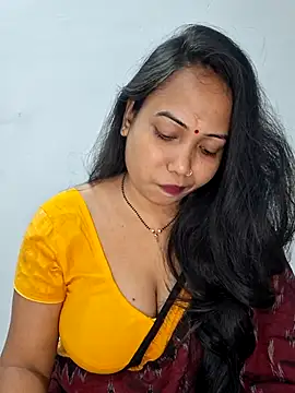 Snapshot of DREAM_GIRL-30 chatting on December 1, 2025, 1:05 pm DREAM GIRL-30 online show from December 1, 2025, 1:05 pm