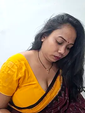 Snapshot of DREAM_GIRL-30 chatting on December 2, 2025, 7:42 pm DREAM GIRL-30 online show from December 2, 2025, 7:42 pm