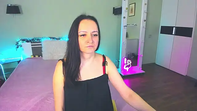 Snapshot of AngellLika chatting on December 20, 2024, 7:22 am AngellLika online show from December 20, 2024, 7:22 am