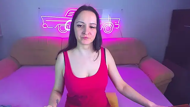 Snapshot of AngellLika chatting on January 17, 2025, 1:13 pm AngellLika online show from January 17, 2025, 1:13 pm