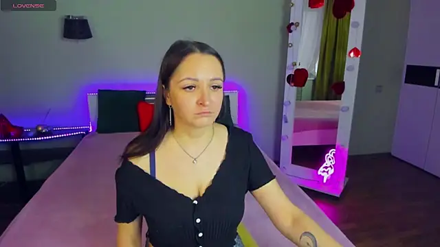 Snapshot of AngellLika chatting on September 28, 2025, 1:16 pm AngellLika online show from September 28, 2025, 1:16 pm