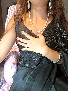 Snapshot of Cute-Tara chatting on February 2, 2025, 6:04 am Cute-Tara online show from February 2, 2025, 6:04 am