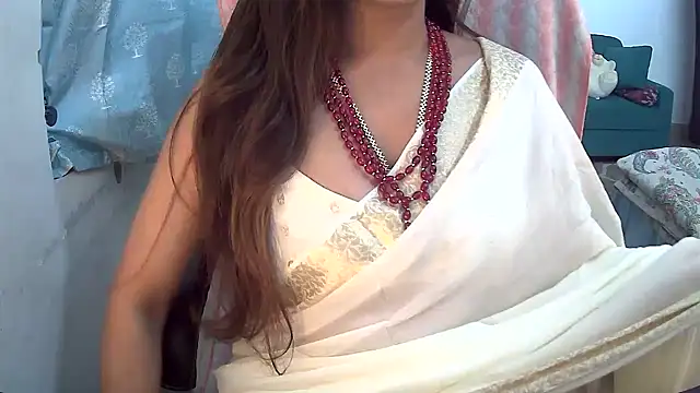 Snapshot of Cute-Tara chatting on September 27, 2025, 2:00 pm Cute-Tara online show from September 27, 2025, 2:00 pm