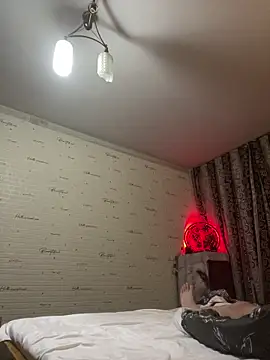 Kisasex1010 online show from October 30, 2025, 7:25 pm