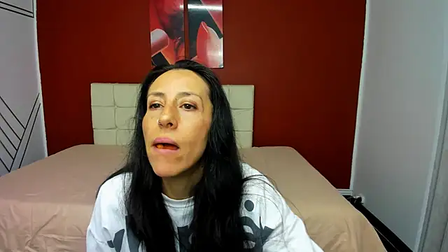 Snapshot of Abrillee1 chatting on January 19, 2025, 3:08 am Abrillee1 online show from January 19, 2025, 3:08 am