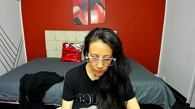 Snapshot of Abrillee1 chatting on February 8, 2025, 10:40 pm Abrillee1 online show from February 8, 2025, 10:40 pm