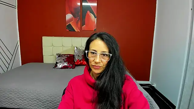 Snapshot of Abrillee1 chatting on February 24, 2025, 10:47 pm Abrillee1 online show from February 24, 2025, 10:47 pm