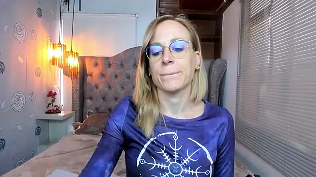 Snapshot of SammySanders chatting on January 4, 2025, 12:16 pm SammySanders online show from January 4, 2025, 12:16 pm