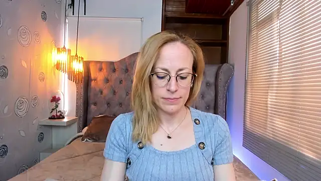 Snapshot of SammySanders chatting on January 11, 2025, 6:12 pm SammySanders online show from January 11, 2025, 6:12 pm