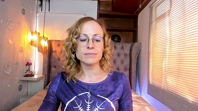 Snapshot of SammySanders chatting on February 4, 2025, 7:11 pm SammySanders online show from February 4, 2025, 7:11 pm