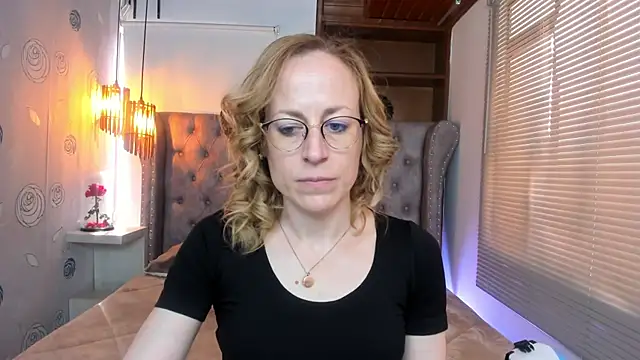 Snapshot of SammySanders chatting on February 5, 2025, 2:59 pm SammySanders online show from February 5, 2025, 2:59 pm