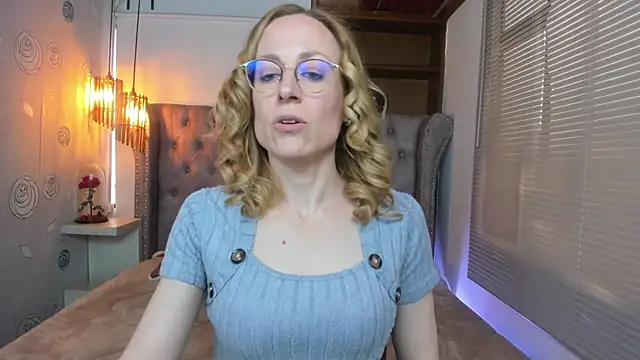 Snapshot of SammySanders chatting on February 25, 2025, 7:58 pm SammySanders online show from February 25, 2025, 7:58 pm