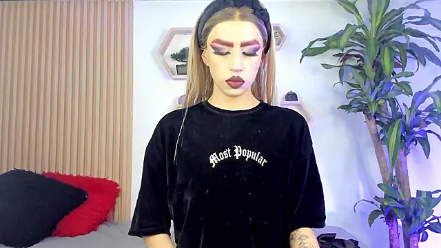 BrianaSchafer online show from October 16, 2025, 5:14 pm