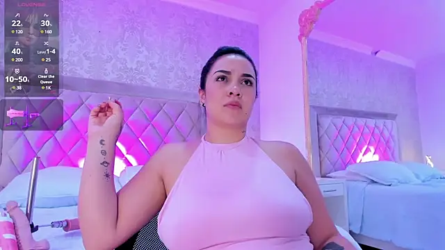 Snapshot of brianaGuzman chatting on January 28, 2025, 5:03 pm brianaGuzman online show from January 28, 2025, 5:03 pm