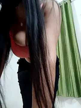 Snapshot of aaliya_bhattt chatting on December 19, 2024, 3:41 pm aaliya bhattt online show from December 19, 2024, 3:41 pm