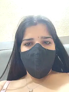 Snapshot of aaliya_bhattt chatting on March 2, 2025, 11:42 pm aaliya bhattt online show from March 2, 2025, 11:42 pm